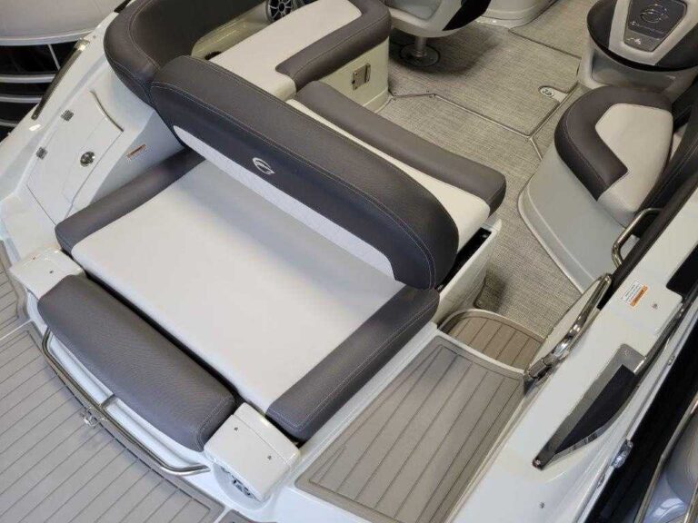 2022 Crownline 255 SS - Arch US-KIS88005H122 [photo 9]